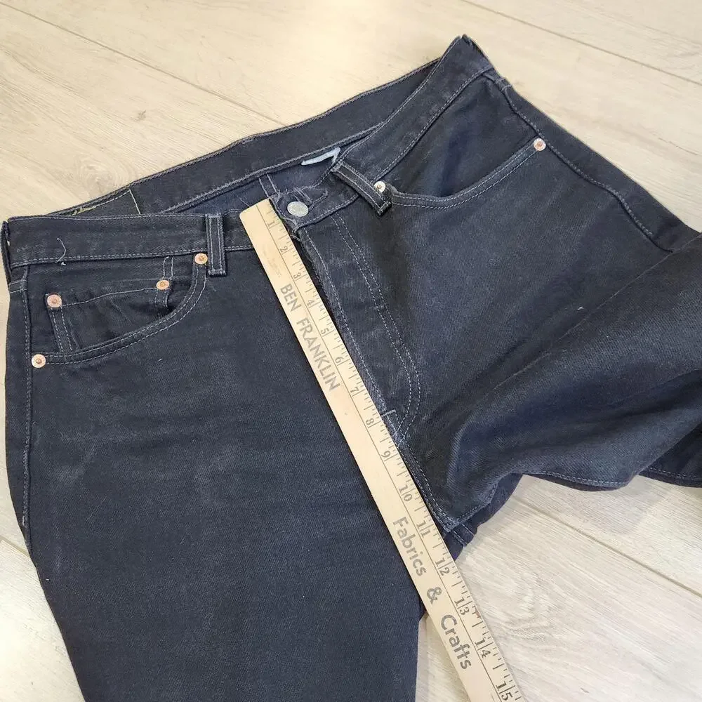 Vintage Y2K Levis 501 Jeans Mens 33x34 Black Button Fly Straight Denim Casual